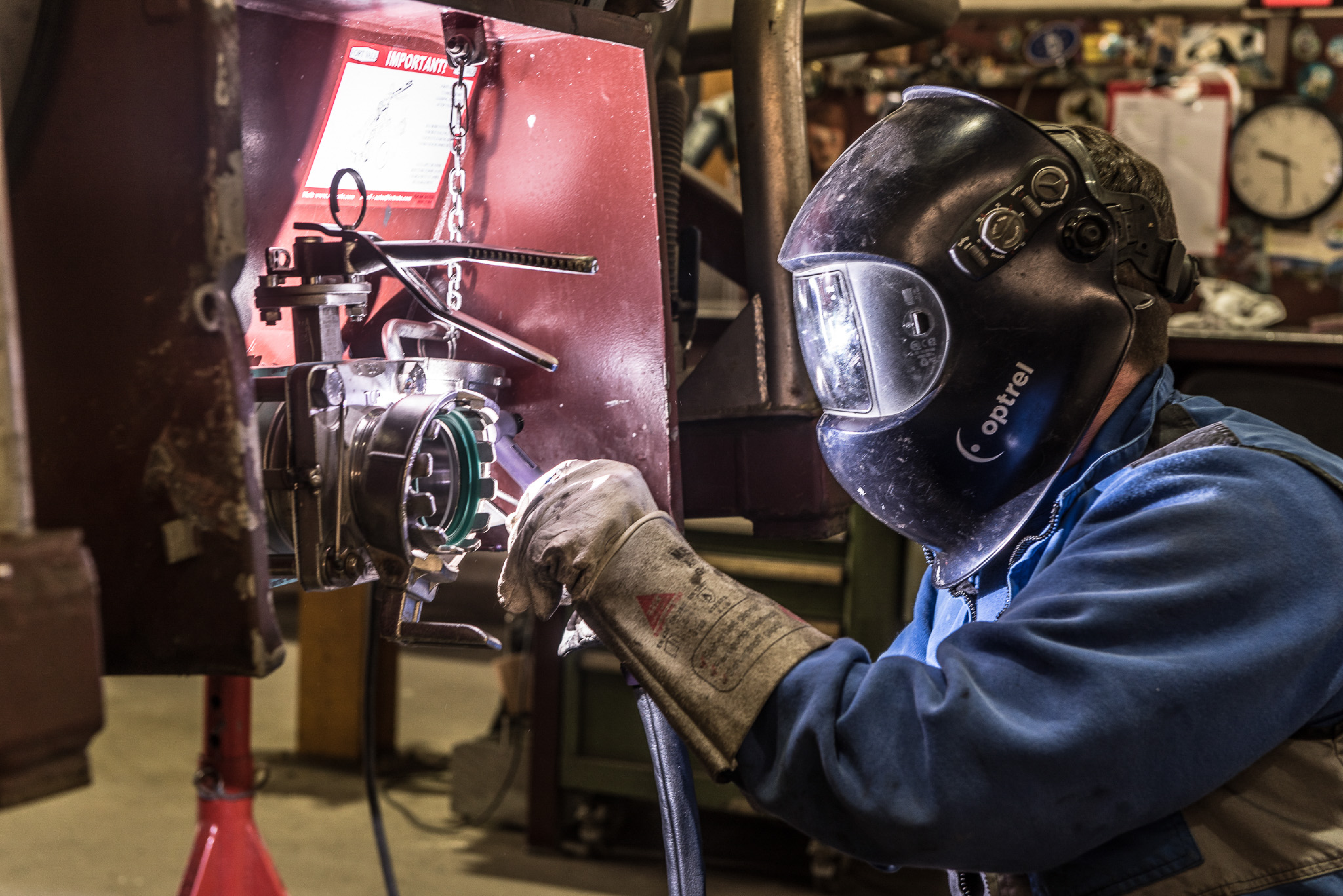 Bertschi welder at work 