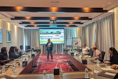 Customer Tank Training in Dubai