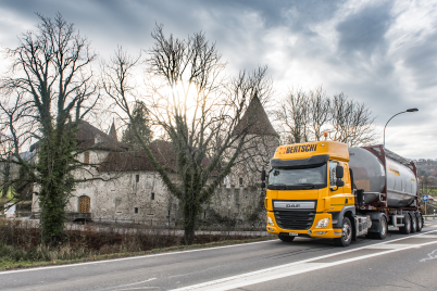 Truck in front of Castle Hallwil (CH)