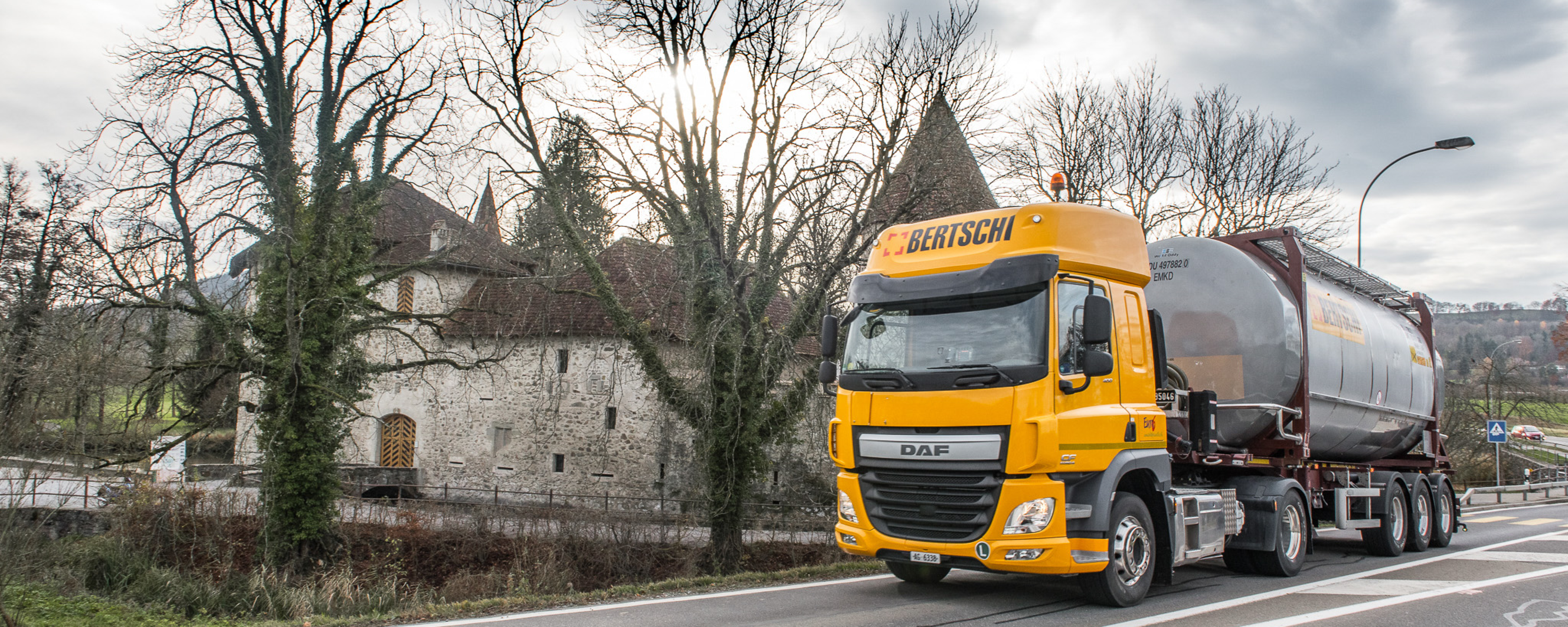 Bertschi Liquids in front of Hallwyl Castle